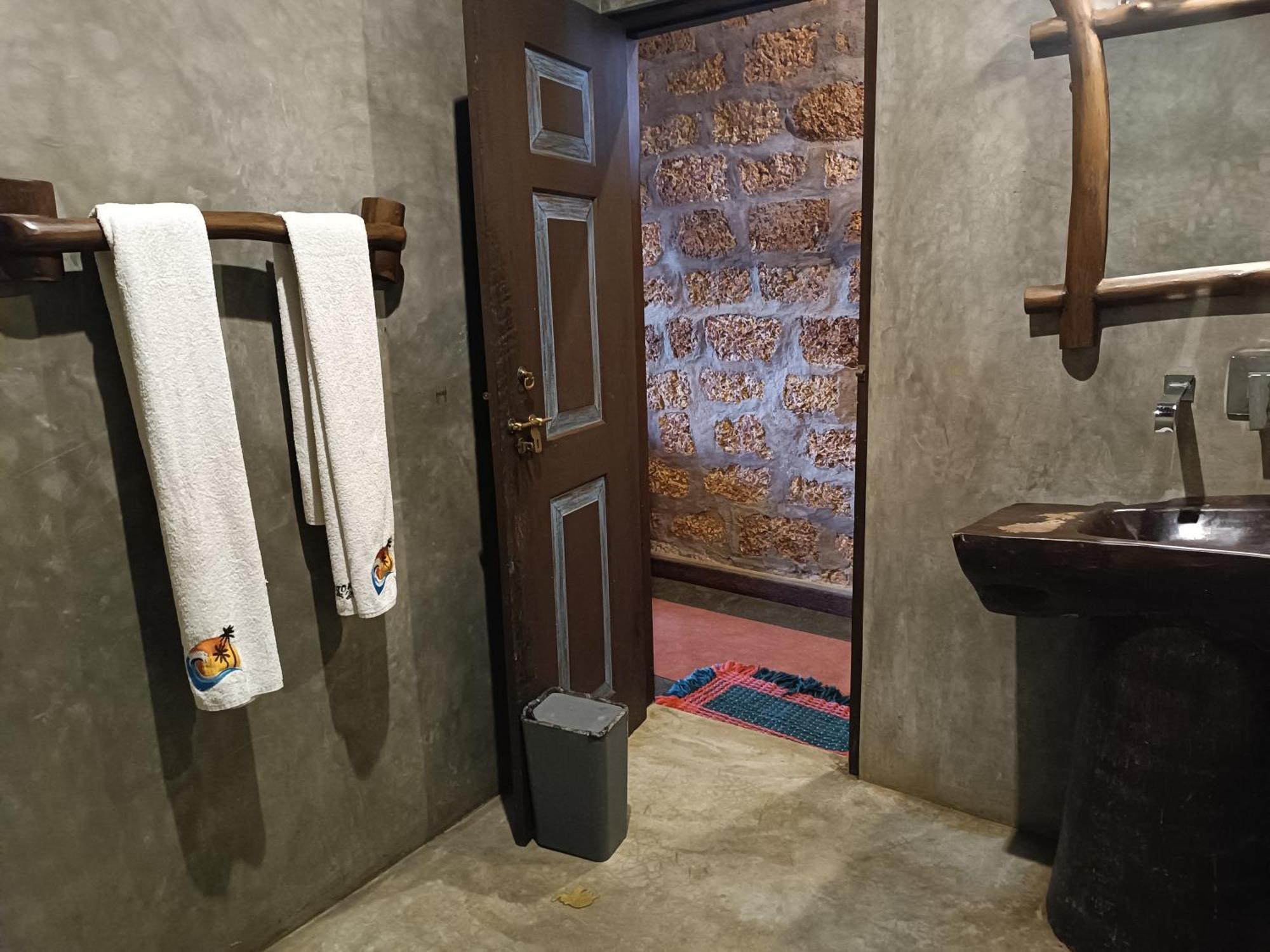 Negombo Boutique Villa Exterior foto Bathroom